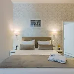 Hotel New Era Old Town Party Zone Bucharest- Parking With Fee Nearby - Not At The !