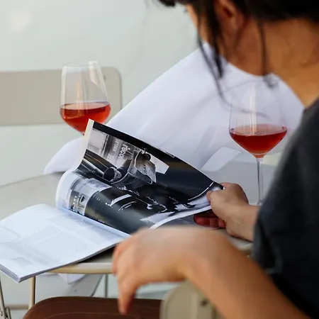 Ξενοδοχείο New Era Old Town Party Zone Bucharest- Parking With Fee Nearby - Not At The !