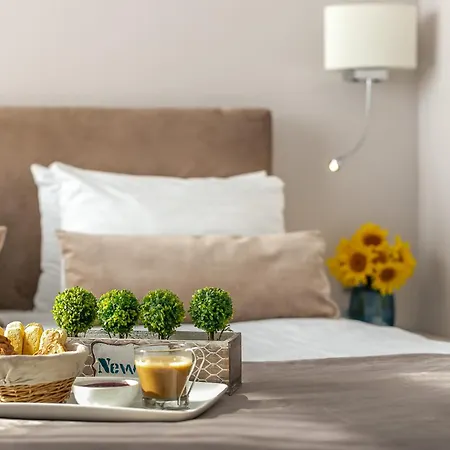 New Era Old Town Vibrant Nightlife Zone - Parking With Fee Nearby - Not At The ! 4* Bucareste