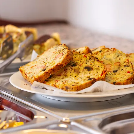 New Era Old Town Party Zone Bucharest- Parking With Fee Nearby - Not At The ! Ξενοδοχείο 4*