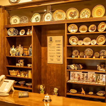 New Era Hotel Old Town - Parking With Fee Nearby - Not At The Hotel ! Hotel 4*