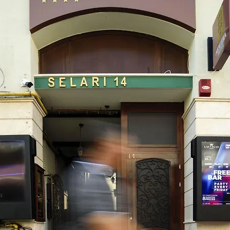 New Era Old Town Party Zone Bucharest- Parking With Fee Nearby - Not At The ! 4*