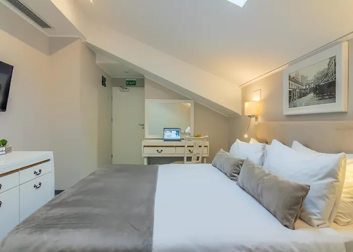 New Era Old Town Party Zone Bucharest- Parking With Fee Nearby - Not At The ! Hotel