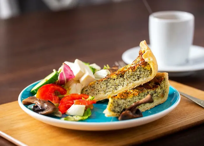 Hotel New Era Old Town Party Zone Bucharest- Parking With Fee Nearby - Not At The !