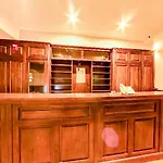 New Era Old Town Party Zone Bucharest- Parking With Fee Nearby - Not At The ! Hotel 4*
