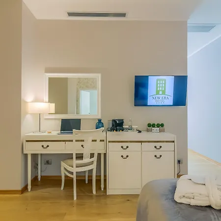 New Era Old Town Parking With Fee Nearby Hotel Bukarest