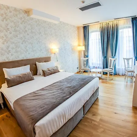 Hotel New Era Old Town Parking With Fee Nearby Bukarest
