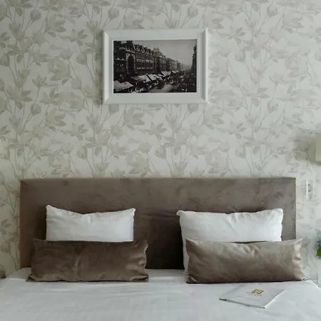 New Era Old Town Parking With Fee Nearby 4* Bukarest