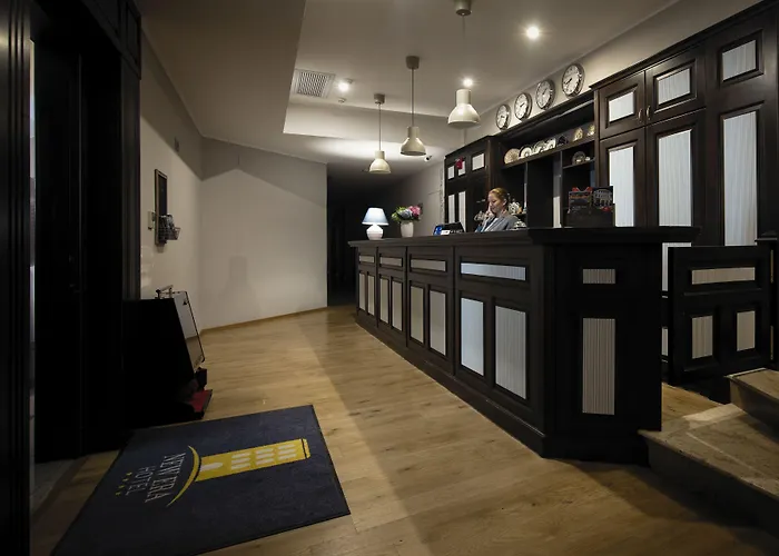 New Era Old Town Party Zone Bucharest- Parking With Fee Nearby - Not At The ! Hotel Boekarest