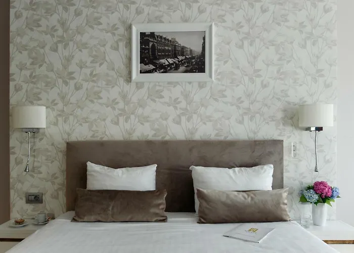 New Era Old Town Party Zone Bucharest- Parking With Fee Nearby - Not At The ! 4* Boekarest