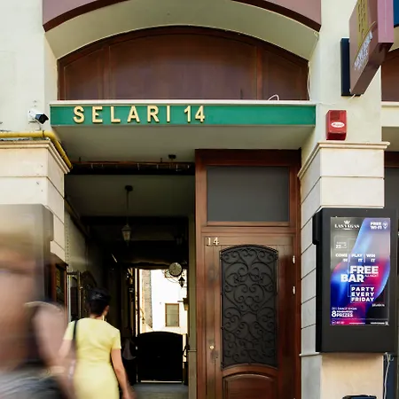 Hotel New Era Old Town Party Zone Bucharest- Parking With Fee Nearby - Not At The !