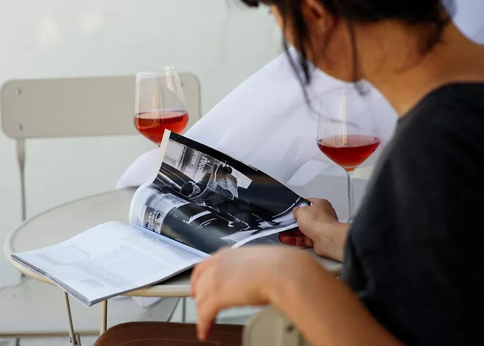 Hotel New Era Old Town Party Zone Bucharest- Parking With Fee Nearby - Not At The !