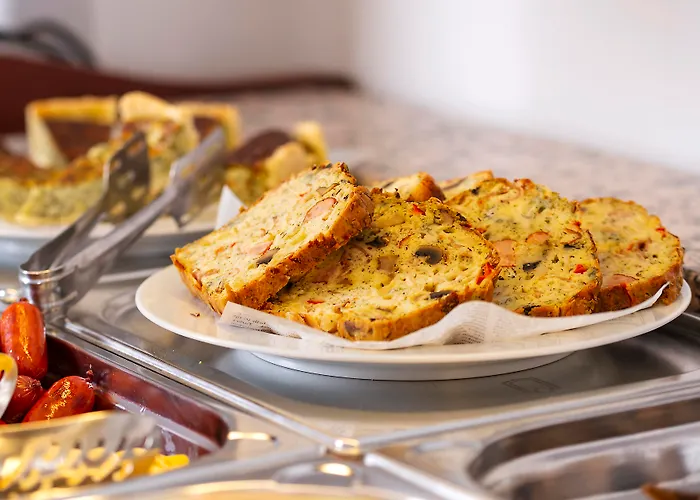 New Era Old Town Party Zone Bucharest- Parking With Fee Nearby - Not At The ! Hotel 4*